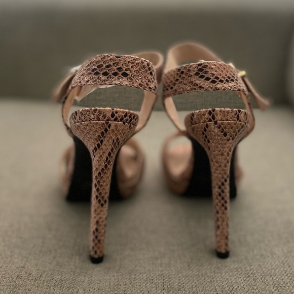 Qupid Pink Snakeprint Heeled Sandals✨ - Picture 6 of 7